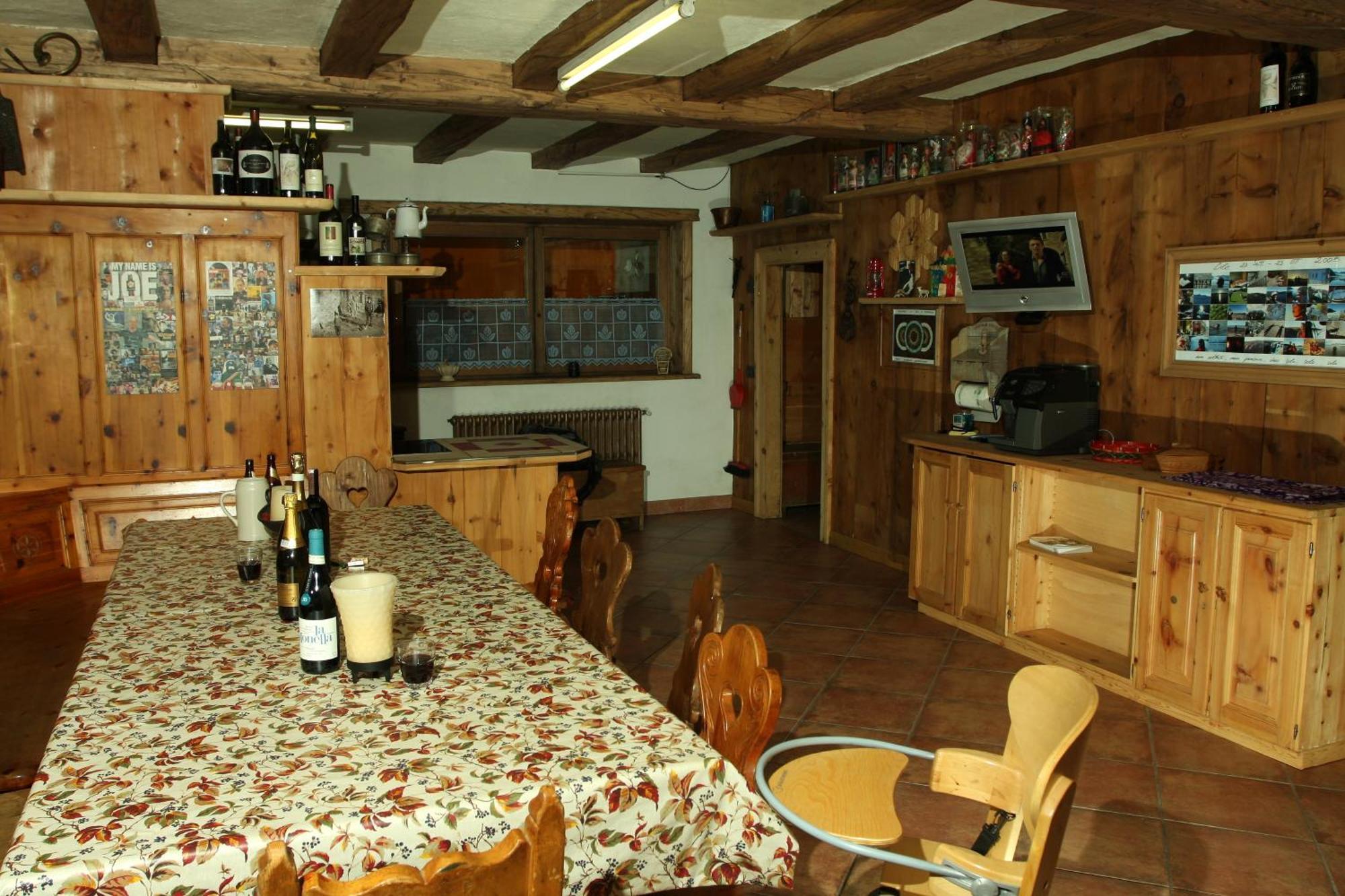 Art Apartments Casa Lapis Ливиньо Екстериор снимка